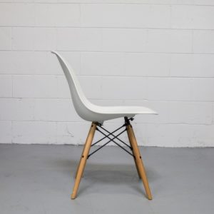 Eiffel Chair - Image 3