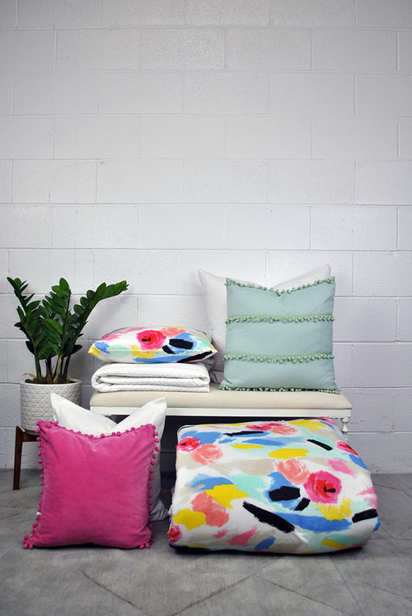 Oleo Bedding Set