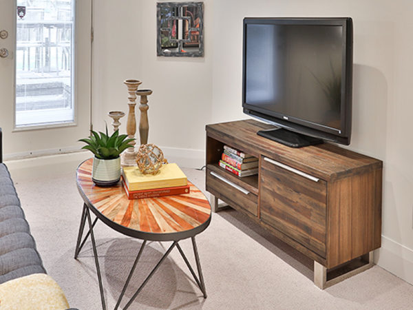 TV-001